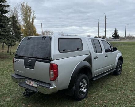 Сірий Ніссан Навара, об'ємом двигуна 2.5 л та пробігом 300 тис. км за 5800 $, фото 3 на Automoto.ua