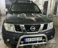 Сірий Ніссан Навара, об'ємом двигуна 2.49 л та пробігом 234 тис. км за 11000 $, фото 1 на Automoto.ua