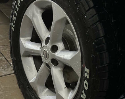 Сірий Ніссан Навара, об'ємом двигуна 2.49 л та пробігом 234 тис. км за 11000 $, фото 11 на Automoto.ua