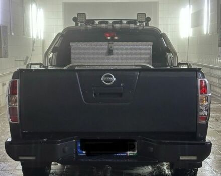 Сірий Ніссан Навара, об'ємом двигуна 2.5 л та пробігом 234 тис. км за 11000 $, фото 2 на Automoto.ua