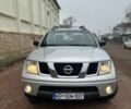 Сірий Ніссан Навара, об'ємом двигуна 2.5 л та пробігом 200 тис. км за 7300 $, фото 1 на Automoto.ua