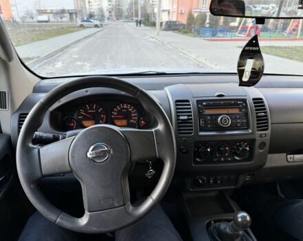 Серый Ниссан Навара, объемом двигателя 0 л и пробегом 316 тыс. км за 5500 $, фото 7 на Automoto.ua