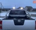 Серый Ниссан Навара, объемом двигателя 2.49 л и пробегом 230 тыс. км за 14900 $, фото 2 на Automoto.ua