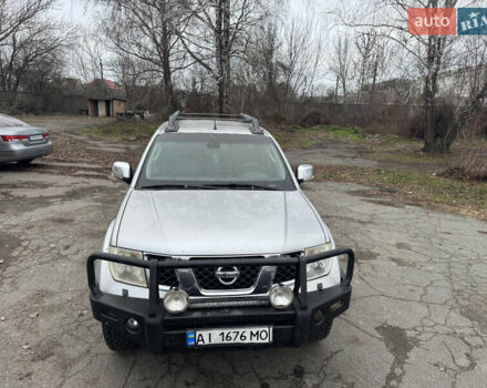 Сірий Ніссан Навара, об'ємом двигуна 2.49 л та пробігом 370 тис. км за 10000 $, фото 7 на Automoto.ua