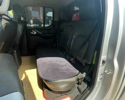 Серый Ниссан Навара, объемом двигателя 2.5 л и пробегом 258 тыс. км за 14200 $, фото 16 на Automoto.ua