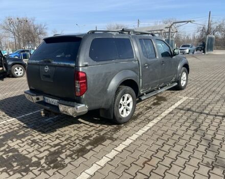 Серый Ниссан Навара, объемом двигателя 2.5 л и пробегом 285 тыс. км за 7750 $, фото 2 на Automoto.ua