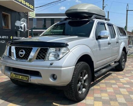 Серый Ниссан Навара, объемом двигателя 2.5 л и пробегом 258 тыс. км за 14200 $, фото 2 на Automoto.ua