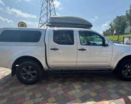 Серый Ниссан Навара, объемом двигателя 2.5 л и пробегом 258 тыс. км за 14200 $, фото 7 на Automoto.ua