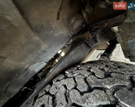 Сірий Ніссан Навара, об'ємом двигуна 2.49 л та пробігом 370 тис. км за 10000 $, фото 12 на Automoto.ua