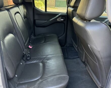 Серый Ниссан Навара, объемом двигателя 2.5 л и пробегом 187 тыс. км за 6700 $, фото 11 на Automoto.ua