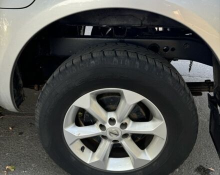 Серый Ниссан Навара, объемом двигателя 2.5 л и пробегом 187 тыс. км за 6700 $, фото 8 на Automoto.ua