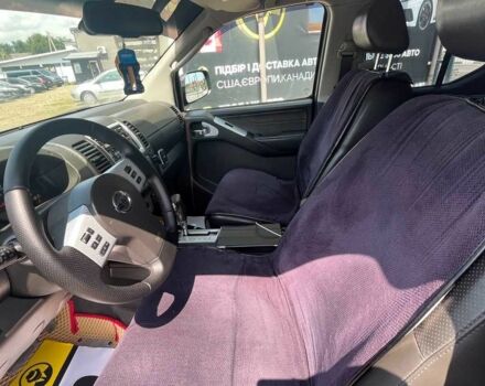 Серый Ниссан Навара, объемом двигателя 2.5 л и пробегом 258 тыс. км за 14200 $, фото 12 на Automoto.ua