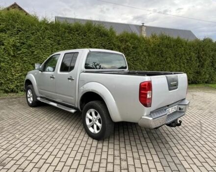 Серый Ниссан Навара, объемом двигателя 2.5 л и пробегом 214 тыс. км за 3700 $, фото 4 на Automoto.ua