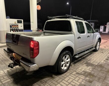 Серый Ниссан Навара, объемом двигателя 2.5 л и пробегом 258 тыс. км за 5400 $, фото 5 на Automoto.ua