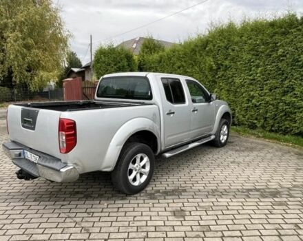 Серый Ниссан Навара, объемом двигателя 2.5 л и пробегом 214 тыс. км за 3700 $, фото 2 на Automoto.ua