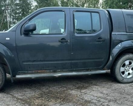 Сірий Ніссан Навара, об'ємом двигуна 2.5 л та пробігом 175 тис. км за 6661 $, фото 1 на Automoto.ua