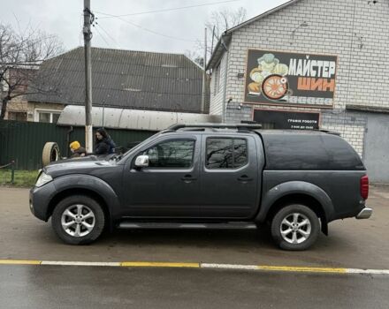 Серый Ниссан Навара, объемом двигателя 2.5 л и пробегом 150 тыс. км за 6950 $, фото 1 на Automoto.ua