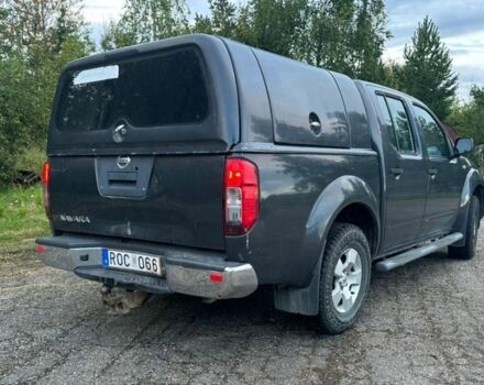 Сірий Ніссан Навара, об'ємом двигуна 2.5 л та пробігом 175 тис. км за 6661 $, фото 3 на Automoto.ua