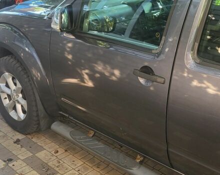 Сірий Ніссан Навара, об'ємом двигуна 2.5 л та пробігом 148 тис. км за 6000 $, фото 7 на Automoto.ua