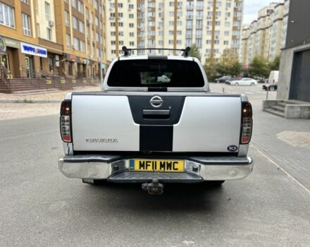 Серый Ниссан Навара, объемом двигателя 2.5 л и пробегом 241 тыс. км за 6950 $, фото 4 на Automoto.ua