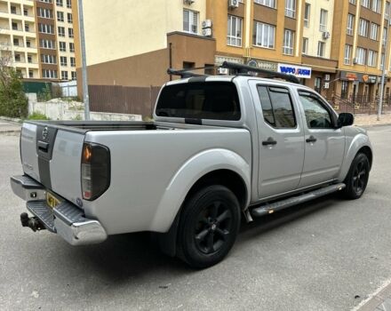 Серый Ниссан Навара, объемом двигателя 2.5 л и пробегом 241 тыс. км за 6950 $, фото 3 на Automoto.ua