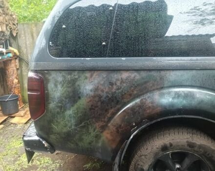 Серый Ниссан Навара, объемом двигателя 2.5 л и пробегом 200 тыс. км за 4000 $, фото 10 на Automoto.ua