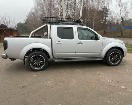 Серый Ниссан Навара, объемом двигателя 2.5 л и пробегом 120 тыс. км за 6400 $, фото 1 на Automoto.ua