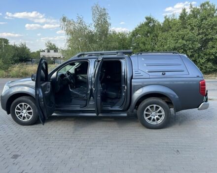 Серый Ниссан Навара, объемом двигателя 3 л и пробегом 270 тыс. км за 7500 $, фото 2 на Automoto.ua