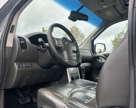 Ниссан Навара 2012 в Вышгороде на Automoto.ua Серый Ниссан Навара, объемом двигателя 2.5 л и пробегом 400 тыс. км за 7700 $, фото 5 на Automoto.ua