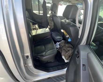 Серый Ниссан Навара, объемом двигателя 2.5 л и пробегом 200 тыс. км за 5500 $, фото 9 на Automoto.ua