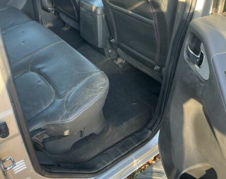 Серый Ниссан Навара, объемом двигателя 2.5 л и пробегом 81 тыс. км за 5999 $, фото 5 на Automoto.ua