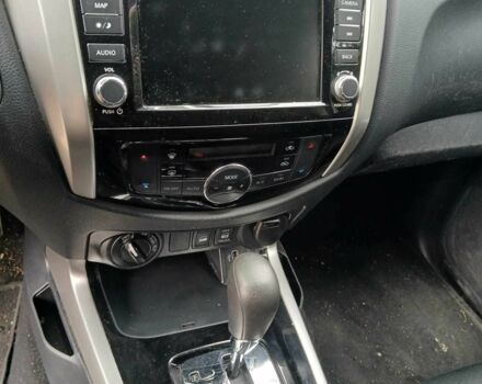 Серый Ниссан Навара, объемом двигателя 0 л и пробегом 200 тыс. км за 23354 $, фото 4 на Automoto.ua