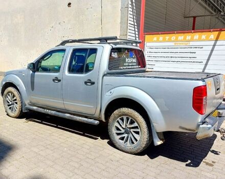 Сірий Ніссан Навара, об'ємом двигуна 2.5 л та пробігом 200 тис. км за 6000 $, фото 3 на Automoto.ua