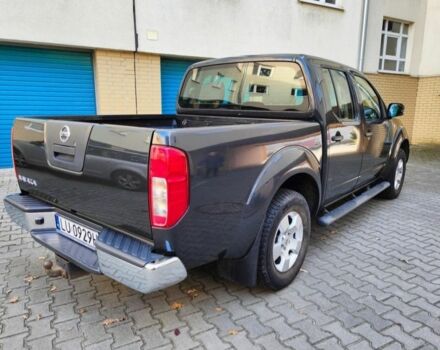 Серый Ниссан Навара, объемом двигателя 2.5 л и пробегом 321 тыс. км за 2700 $, фото 3 на Automoto.ua