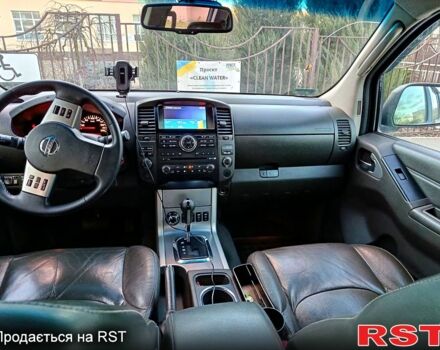 Серый Ниссан Навара, объемом двигателя 3 л и пробегом 0 тыс. км за 20000 $, фото 5 на Automoto.ua