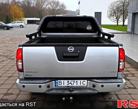 Серый Ниссан Навара, объемом двигателя 4 л и пробегом 122 тыс. км за 17999 $, фото 4 на Automoto.ua