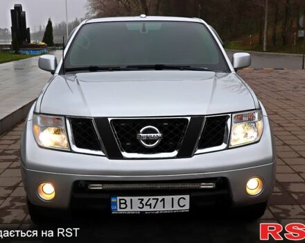 Серый Ниссан Навара, объемом двигателя 4 л и пробегом 122 тыс. км за 17999 $, фото 1 на Automoto.ua