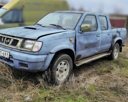 Серый Ниссан Навара, объемом двигателя 2.5 л и пробегом 300 тыс. км за 1280 $, фото 1 на Automoto.ua