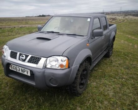 Серый Ниссан Навара, объемом двигателя 0 л и пробегом 200 тыс. км за 4500 $, фото 1 на Automoto.ua