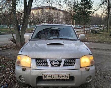 Серый Ниссан Навара, объемом двигателя 2.5 л и пробегом 306 тыс. км за 6500 $, фото 1 на Automoto.ua
