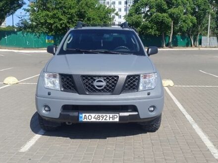Ниссан Навара 2005 в Одессе на Automoto.ua Серый Ниссан Навара, объемом двигателя 2.5 л и пробегом 280 тыс. км за 12000 $, фото 1 на Automoto.ua