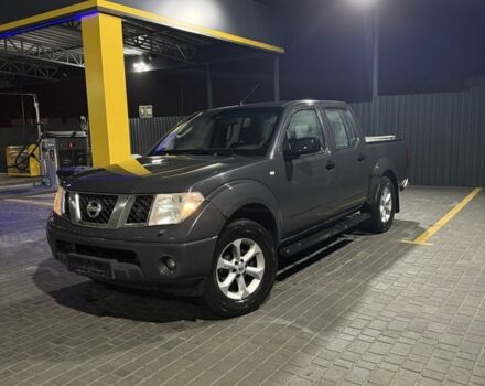 Сірий Ніссан Навара, об'ємом двигуна 2.5 л та пробігом 300 тис. км за 5500 $, фото 1 на Automoto.ua