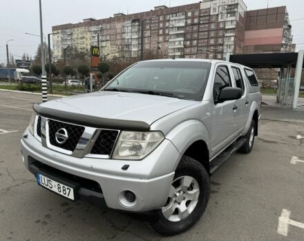 Сірий Ніссан Навара, об'ємом двигуна 2.5 л та пробігом 290 тис. км за 6700 $, фото 1 на Automoto.ua
