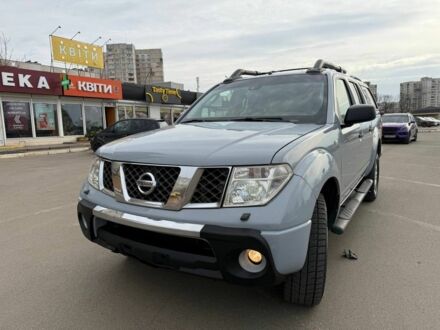 Ниссан Навара 2006 в Харькове на Automoto.ua Серый Ниссан Навара, объемом двигателя 2.5 л и пробегом 350 тыс. км за 12000 $, фото 1 на Automoto.ua