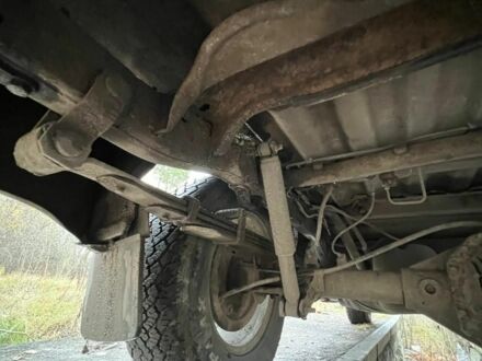 Серый Ниссан Навара, объемом двигателя 0 л и пробегом 253 тыс. км за 7500 $, фото 1 на Automoto.ua