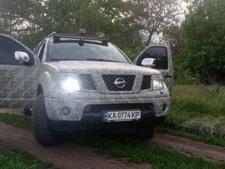 Ніссан Навара 2007 у Вольнянске на Automoto.ua Сірий Ніссан Навара, об'ємом двигуна 2.5 л та пробігом 336 тис. км за 12500 $, фото 1 на Automoto.ua