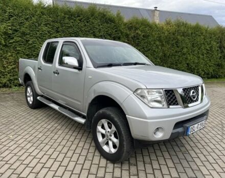 Серый Ниссан Навара, объемом двигателя 2.5 л и пробегом 214 тыс. км за 3700 $, фото 1 на Automoto.ua