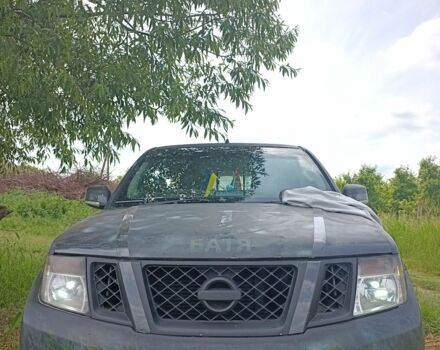 Серый Ниссан Навара, объемом двигателя 2.5 л и пробегом 200 тыс. км за 4000 $, фото 1 на Automoto.ua