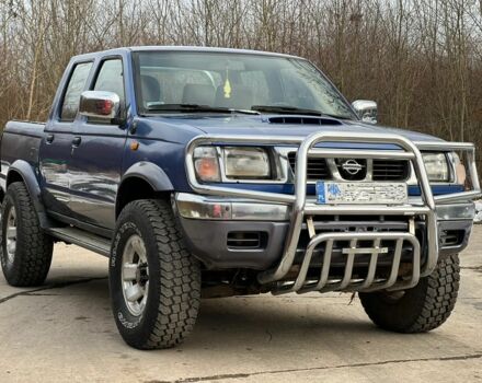 Синий Ниссан Навара, объемом двигателя 0 л и пробегом 125 тыс. км за 5300 $, фото 1 на Automoto.ua