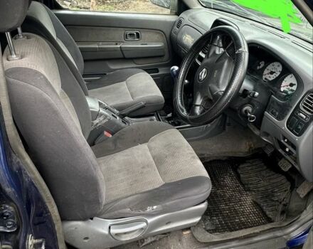 Синий Ниссан Навара, объемом двигателя 2.5 л и пробегом 281 тыс. км за 4000 $, фото 6 на Automoto.ua